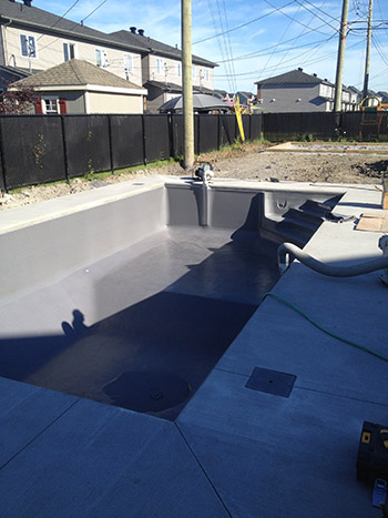 construction de piscine en béton